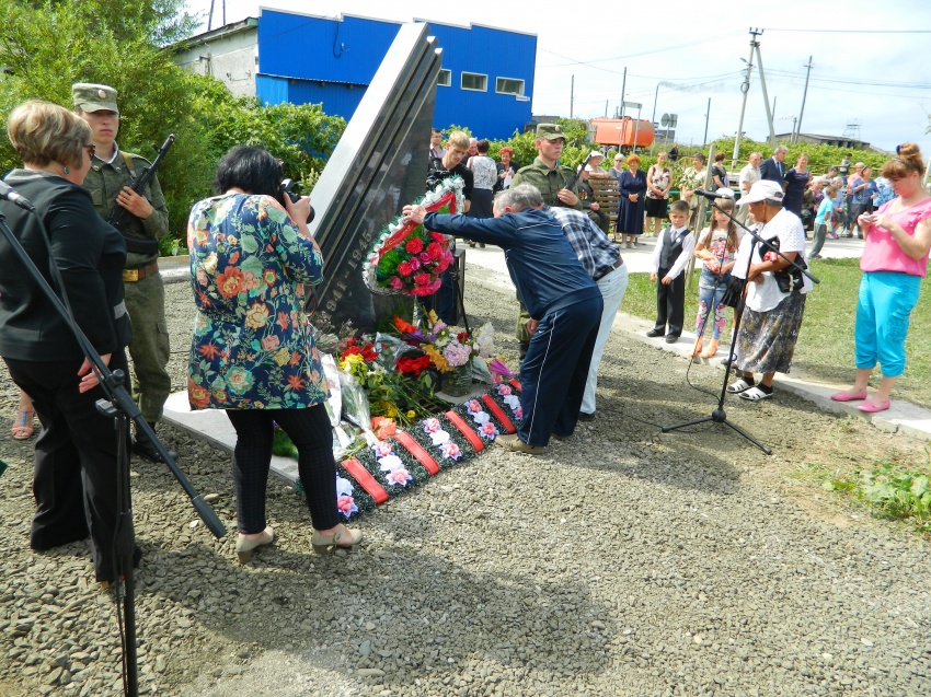 Село правда. Сахалин поселок правда. Село правда Сахалинская область. Село правда Холмский район. День села правда Холмский район.