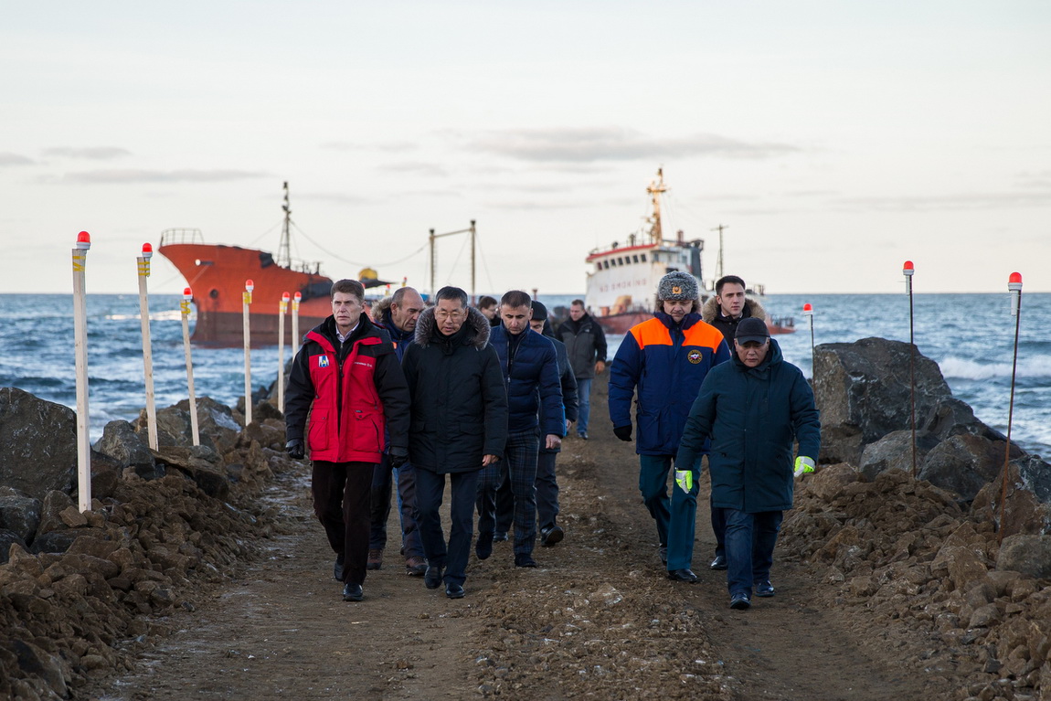 Сахком новости сахалина последние новости. Танкер Надежда Невельск. Невельск берег. Шахтёрский Сахалин. ТВ Невельск.