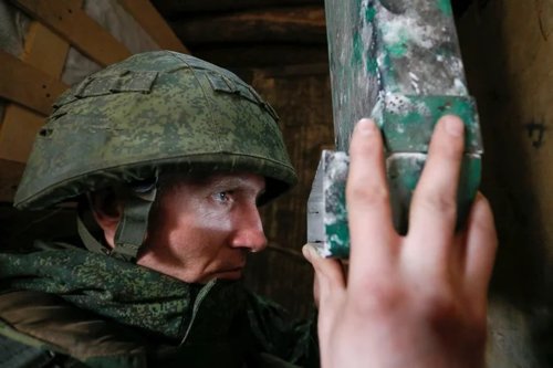Alexander Ermochenko, Reuters