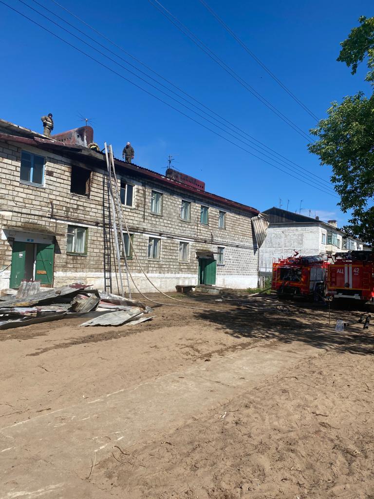 На место пожара в Москальво приехала мэр. Сахалин.Инфо