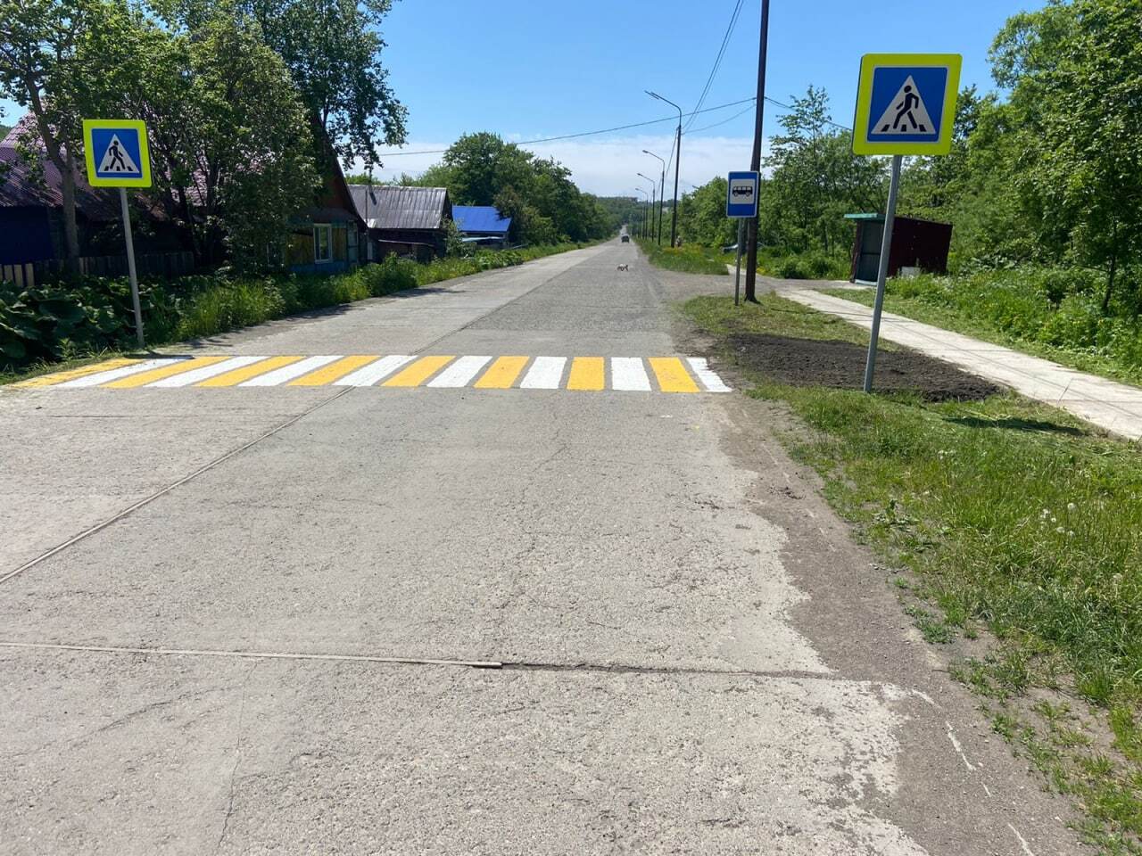 В Шахтерске обустроили пешеходный переход в канаву | 22.06.2022 |  Южно-Сахалинск - БезФормата