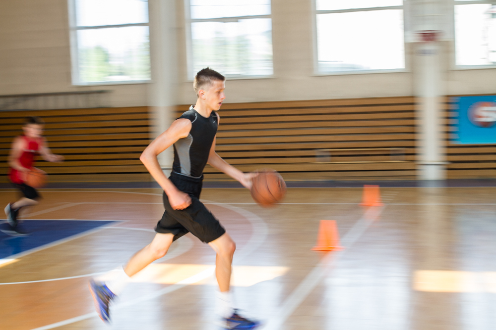 Физической культуры и спорта спарта. Воронич Василий баскетбол Южно. Воронич Василий баскетбол. Спортшкола игровых видов спорта Лабинск отзывы.
