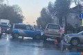 Авария на перекрестке Мира — Крайней вызвала пробку в Южно-Сахалинске