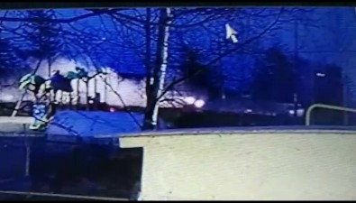 Микроавтобус разорвало в жуткой аварии в Ногликах