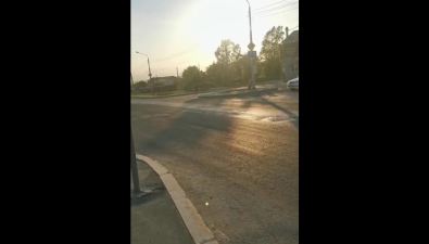 Украинскую в Южно-Сахалинске залили битумом