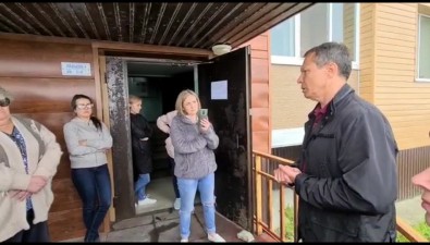 Жильцы дома на Ливадных в Холмске обеспокоены тем, как решают проблему с оползнем