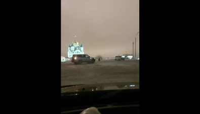 Фейерверк из машины во время дрифта запускали в Южно-Сахалинске