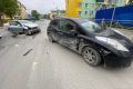 В Южно-Сахалинске две машины разбросало по перекрестку после ДТП