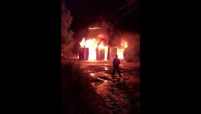 В селе Вал ночью в пожаре погиб человек
