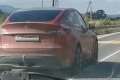Сахалинец на Tesla считает нормальным обгонять на пешеходном