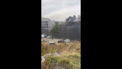 В Холмске горела крыша пятиэтажного дома