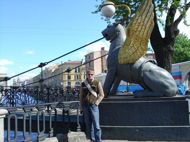 Питер, грифоны у банковского мостика.
Любимый город - город на Неве.
Просмотров: 2964
Комментариев: 4