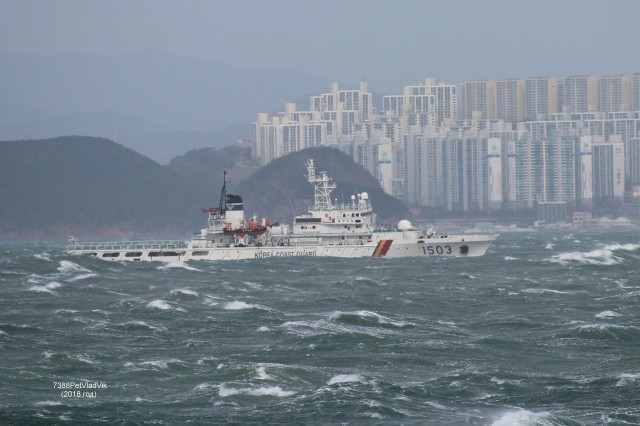 1503.  (береговая охрана, Южная Корея)
Фотограф: 7388PetVladVik

Просмотров: 2180
Комментариев: 0