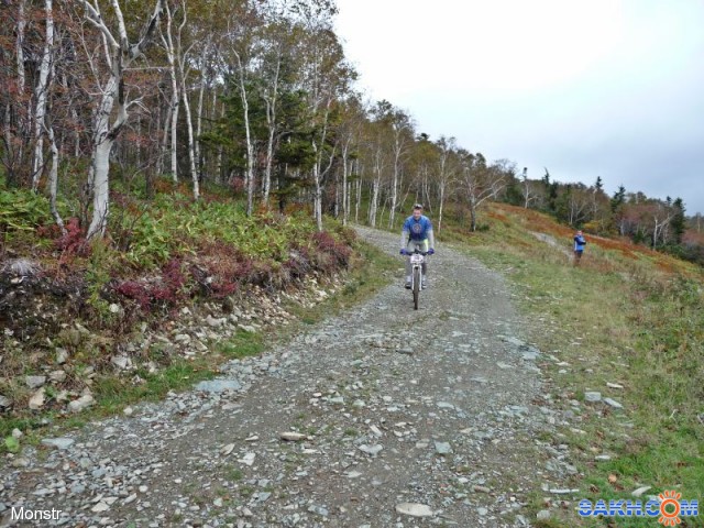 2011-10-01-bike-uphill4