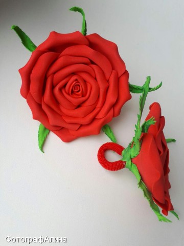 резинки
красивые розы. из фоамирана. подойдут для всего.

Просмотров: 2624
Комментариев: 0