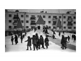 1987 год Январь Снежный городок Горка. Присылайте фото Istor_Uglegorska@mail.ru

Просмотров: 963
Комментариев: 